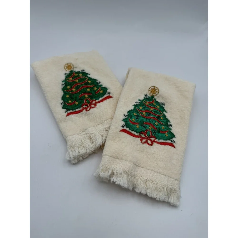 Lot of 2 Vintage Christmas Tree Embroidered Towels Cream 16x10 in